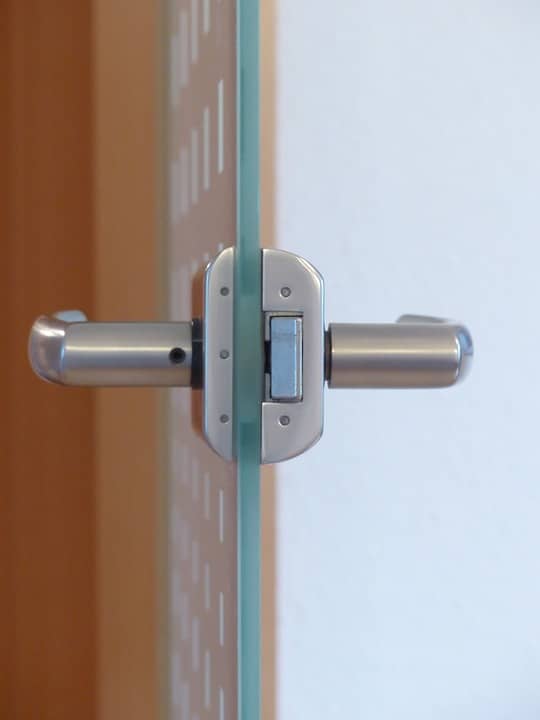 door-lock-123174_960_720